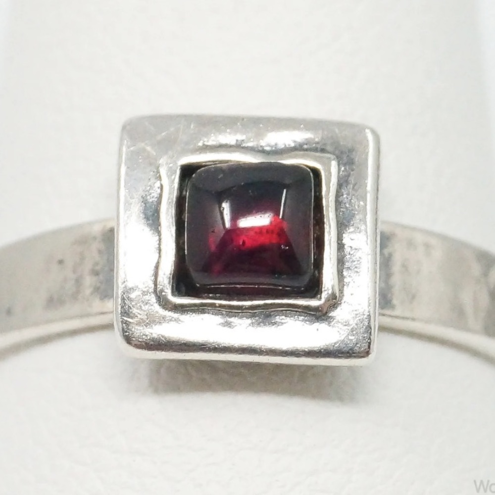 Silpada Vintage Rare .925 Sterling Silver Garnet Square Ring